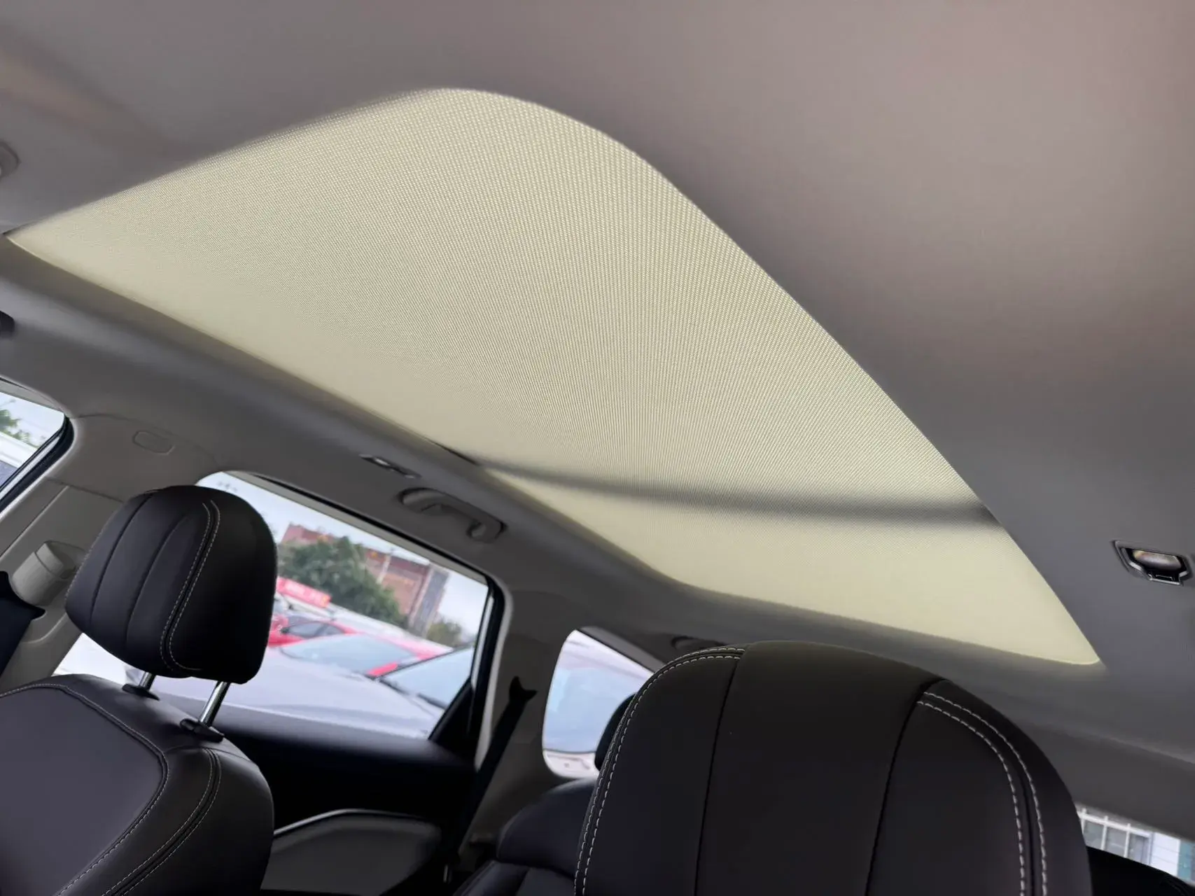 2019 GEELY JIAJI thumbnail 4