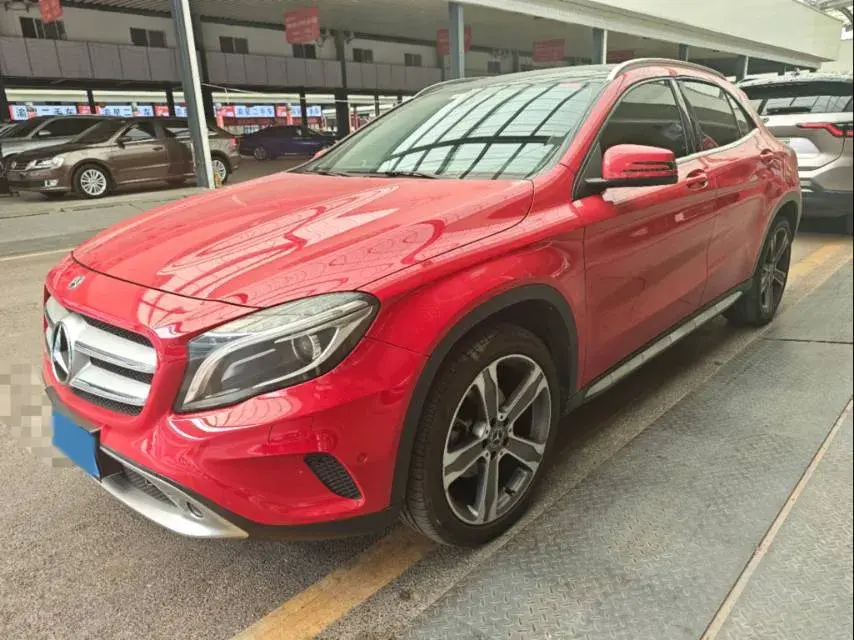 2017 Mercedes-Benz GLA Class 2.0T 184HP L4 7DCT