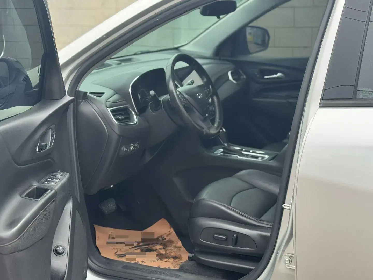 2019 CHEVROLET EQUINOX thumbnail 4