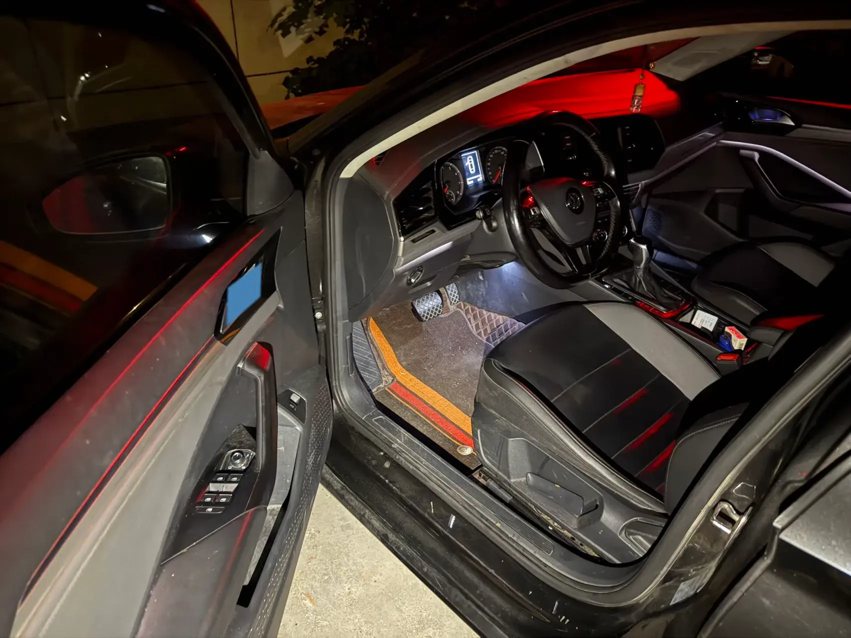 2020 VOLKSWAGEN SAGITAR thumbnail 4