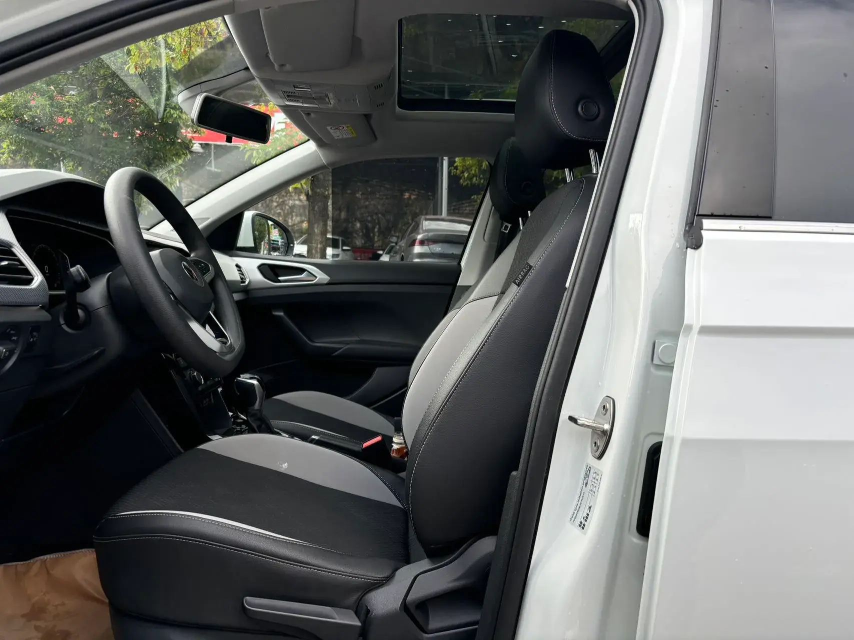 2023 VOLKSWAGEN TACQUA thumbnail 4