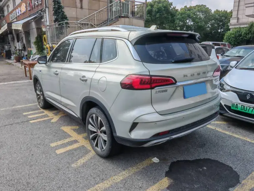 2020 ROEWE I6 thumbnail 2