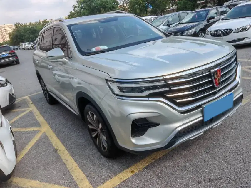 2020 ROEWE I6 thumbnail 3