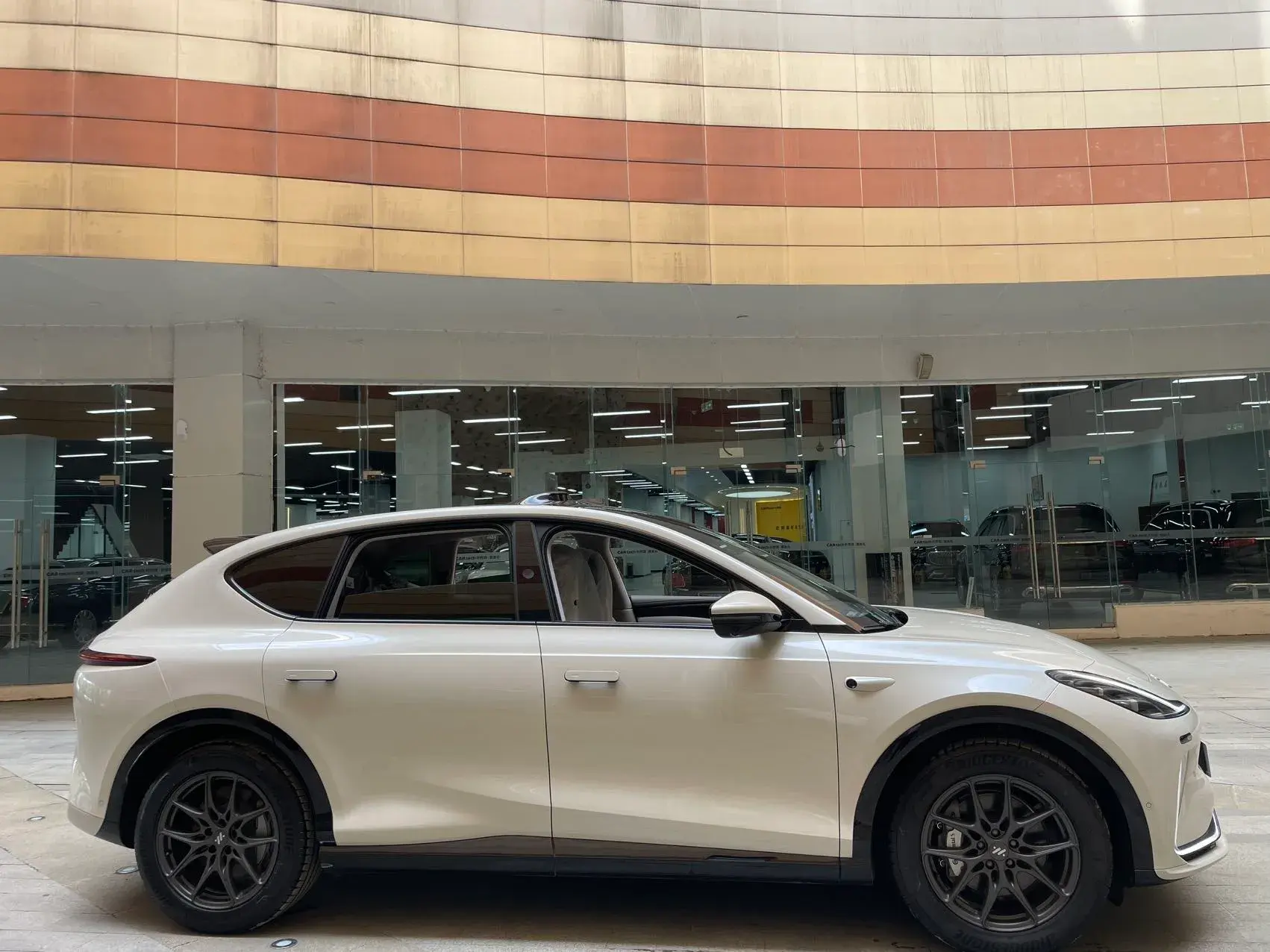 2024 IM LS7 thumbnail 3