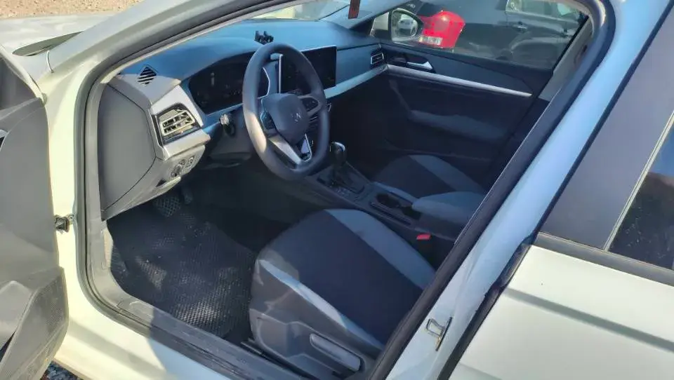 2023 VOLKSWAGEN LAVIDA thumbnail 4