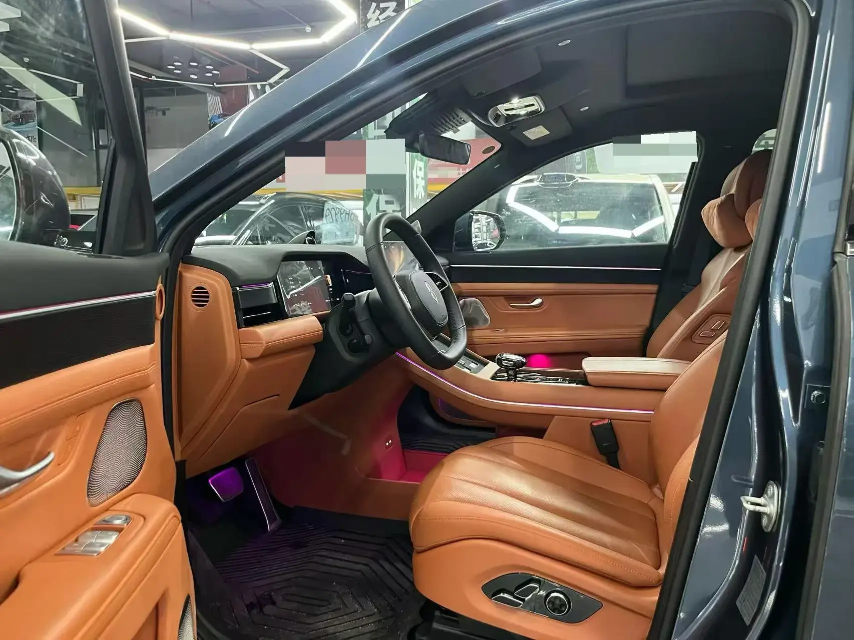 2024 AITO AITO thumbnail 4