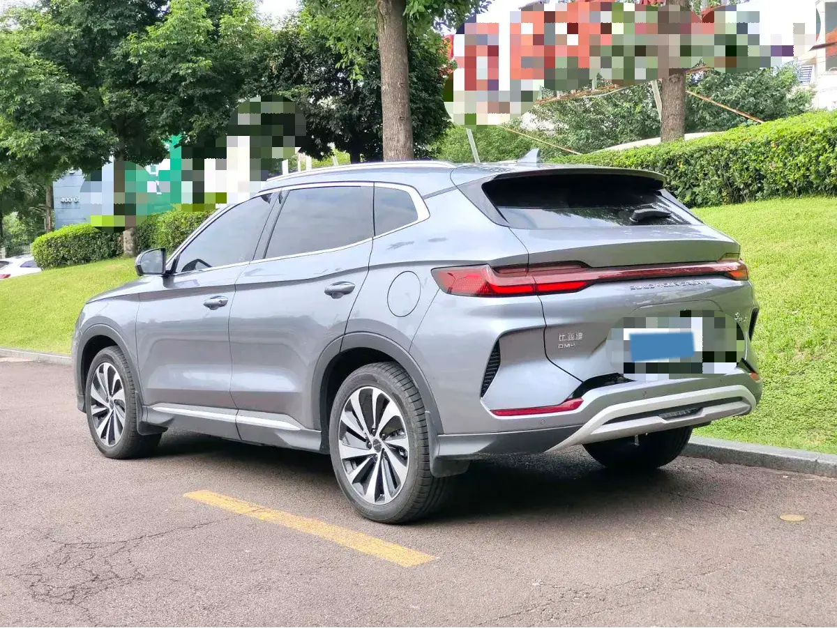 2024 BYD SONG thumbnail 3