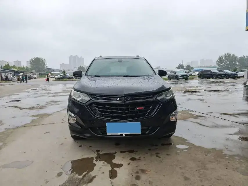 2018 CHEVROLET EQUINOX thumbnail 2