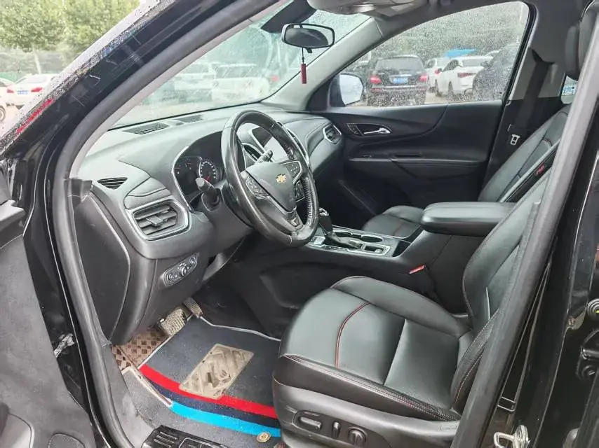 2018 CHEVROLET EQUINOX thumbnail 4