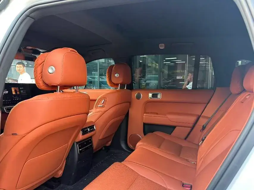 2023 LI L7 thumbnail 4