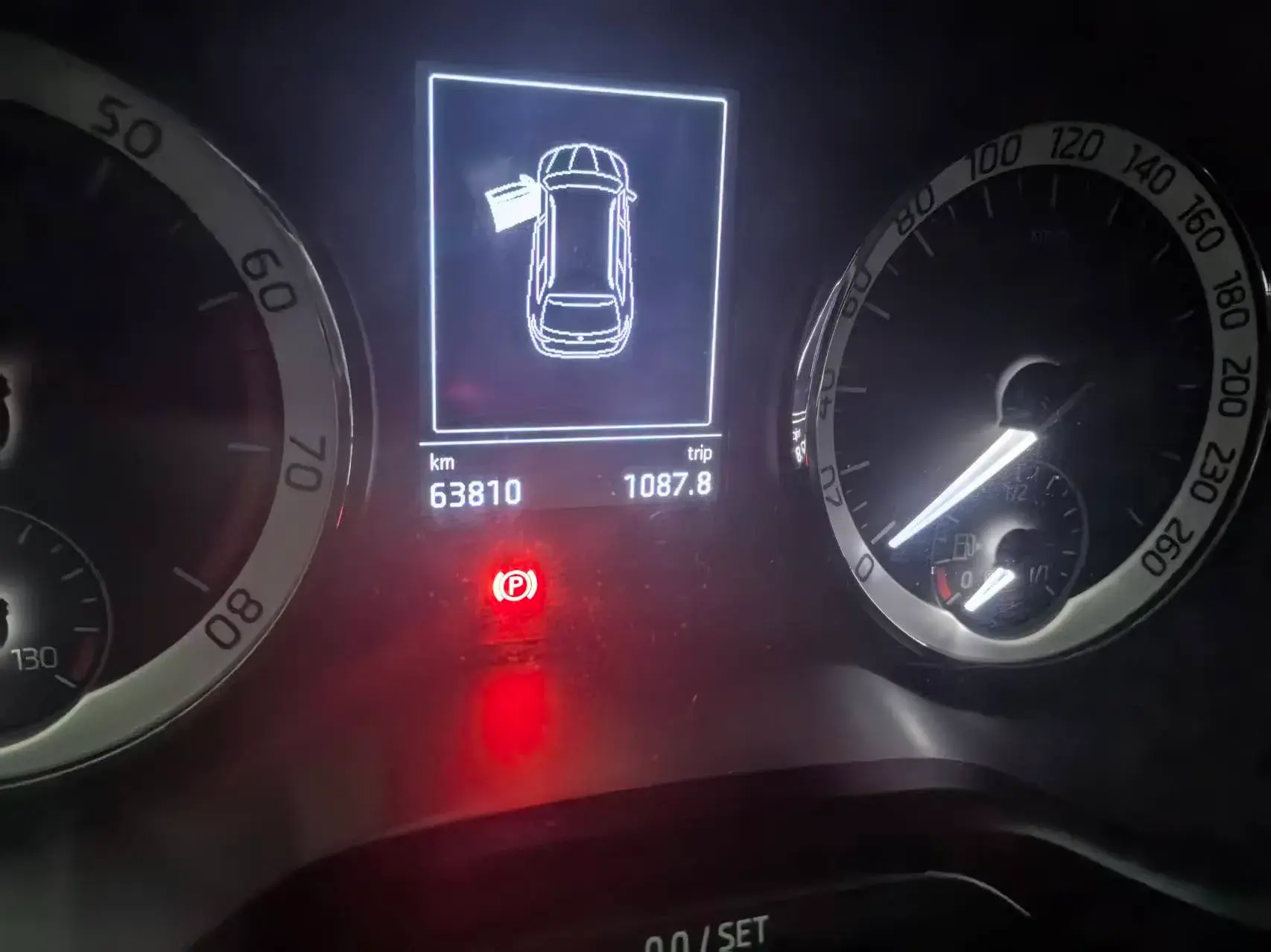 2018 SKODA KODIAK thumbnail 3