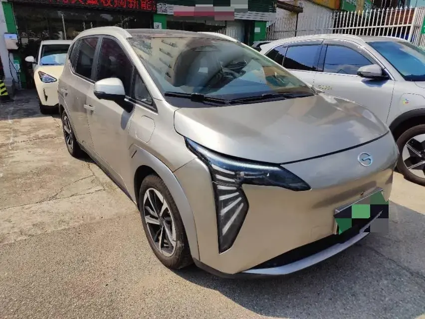 2023 AION Y thumbnail 2