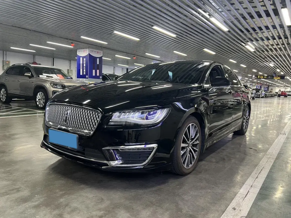 2017 LINCOLN MKZ view 1