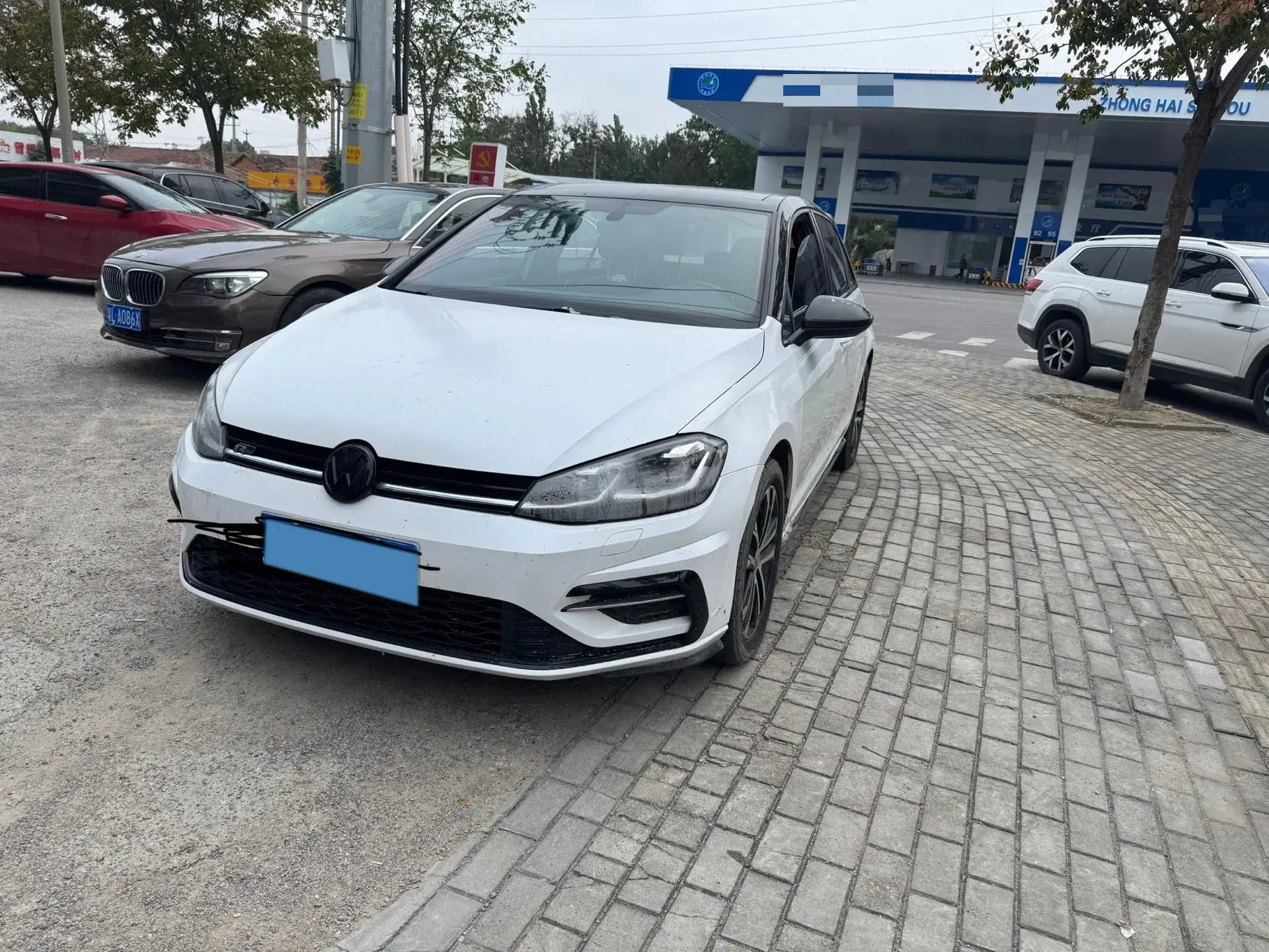 2018 VOLKSWAGEN GOLF view 1