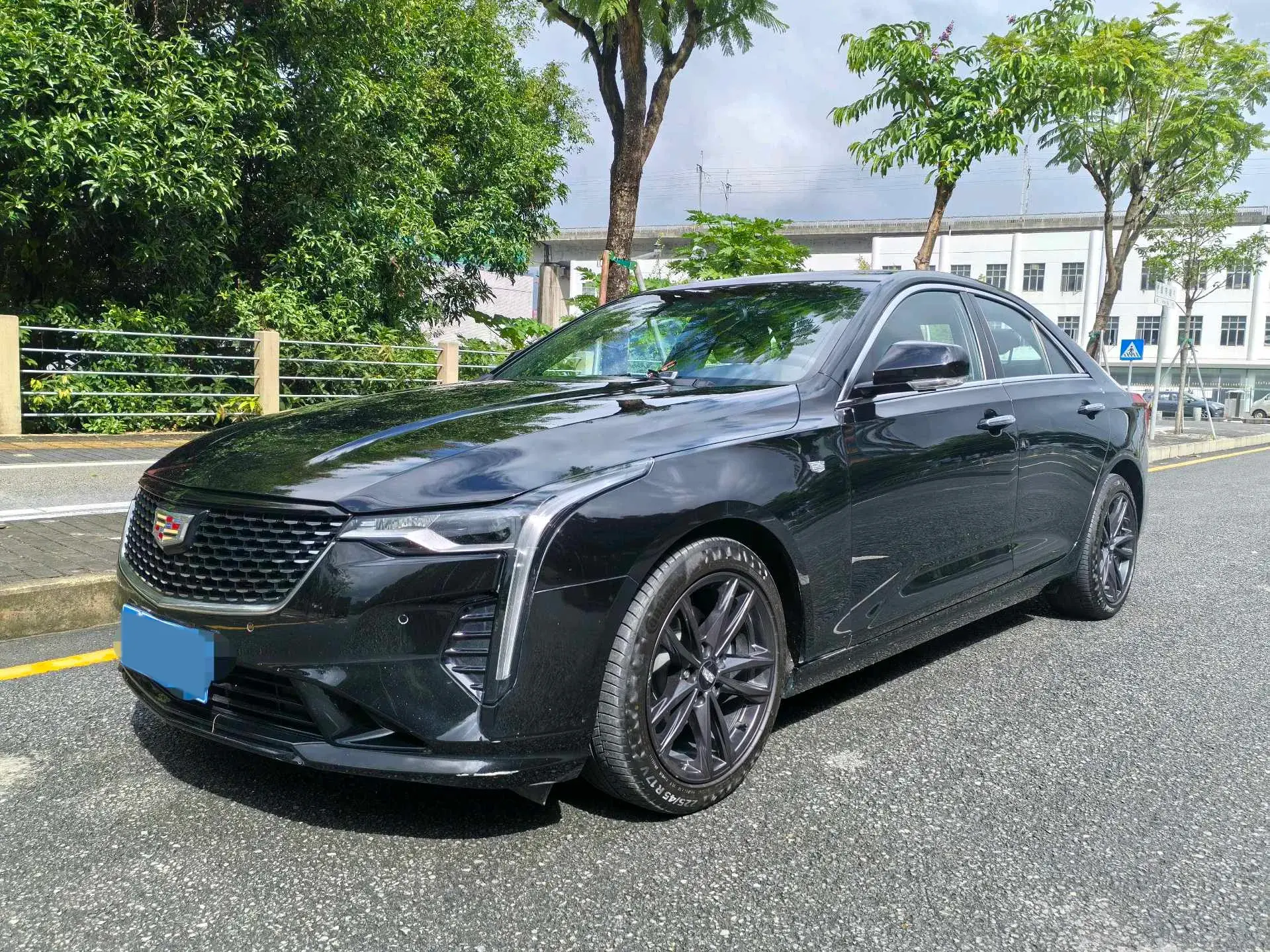 2021 CADILLAC CT4 view 1