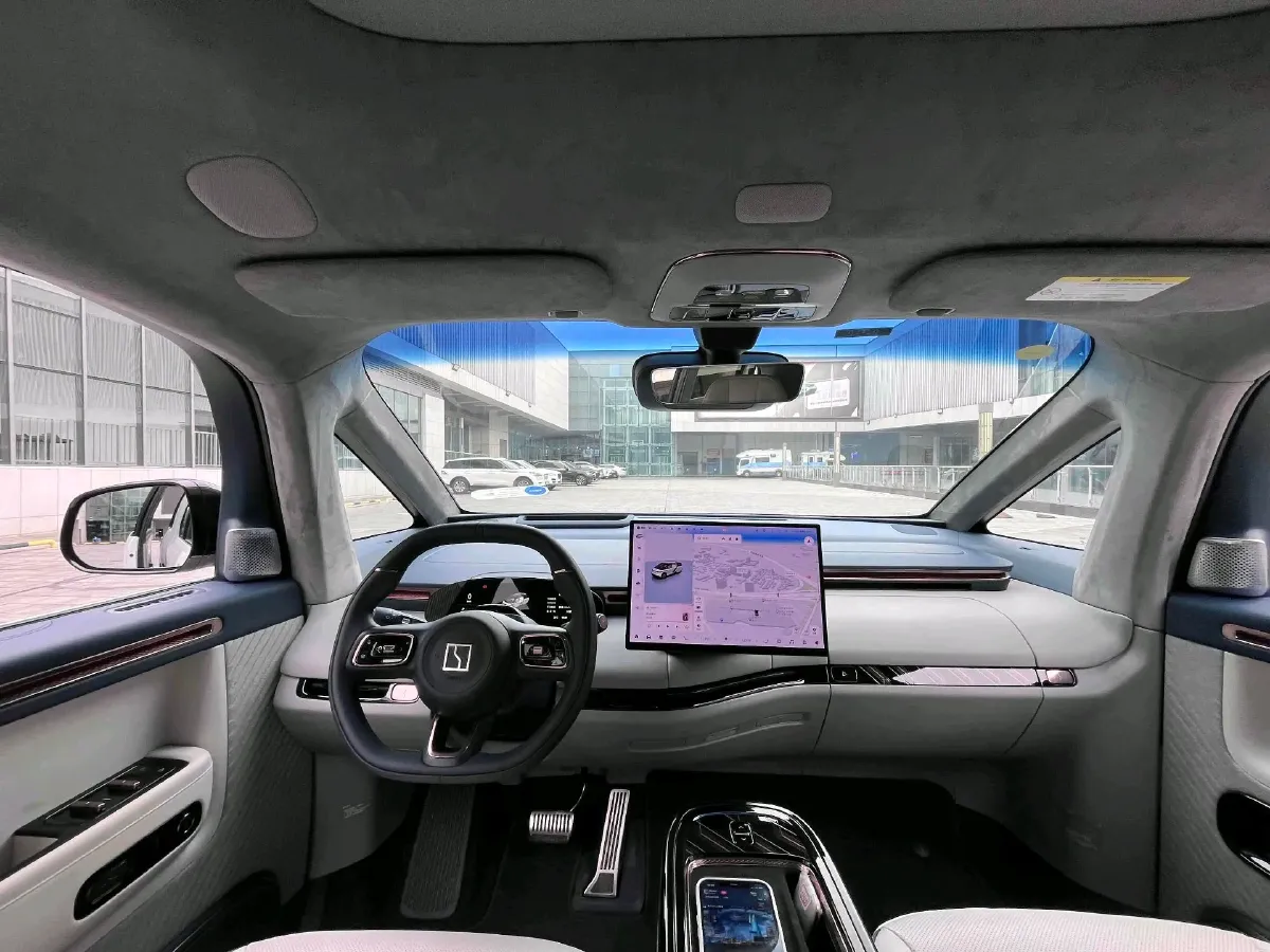 2025 Zeekr MIX BEV 102KWH,autocango,china used car exporter,china ev exporter,chinese used car exporter,chinese used ev exporter