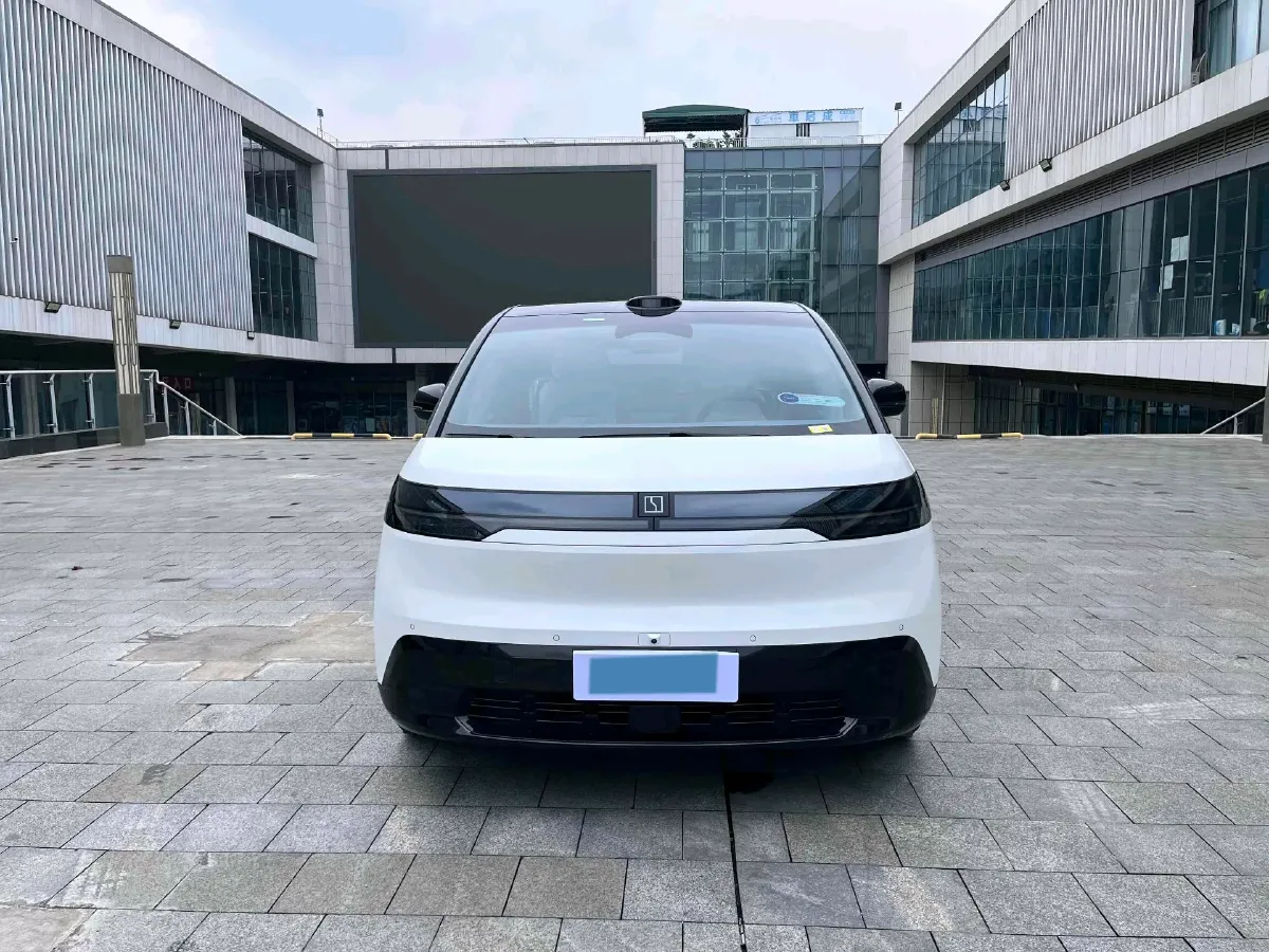 2025 Zeekr MIX BEV 102KWH,autocango,china used car exporter,china ev exporter,chinese used car exporter,chinese used ev exporter