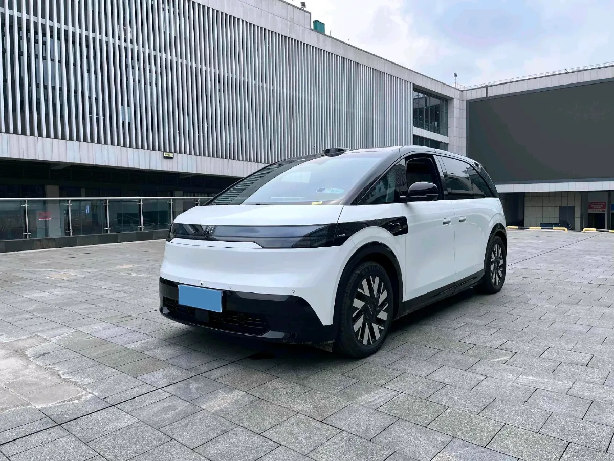 2025 Zeekr MIX BEV 102KWH,autocango,china used car exporter,china ev exporter,chinese used car exporter,chinese used ev exporter