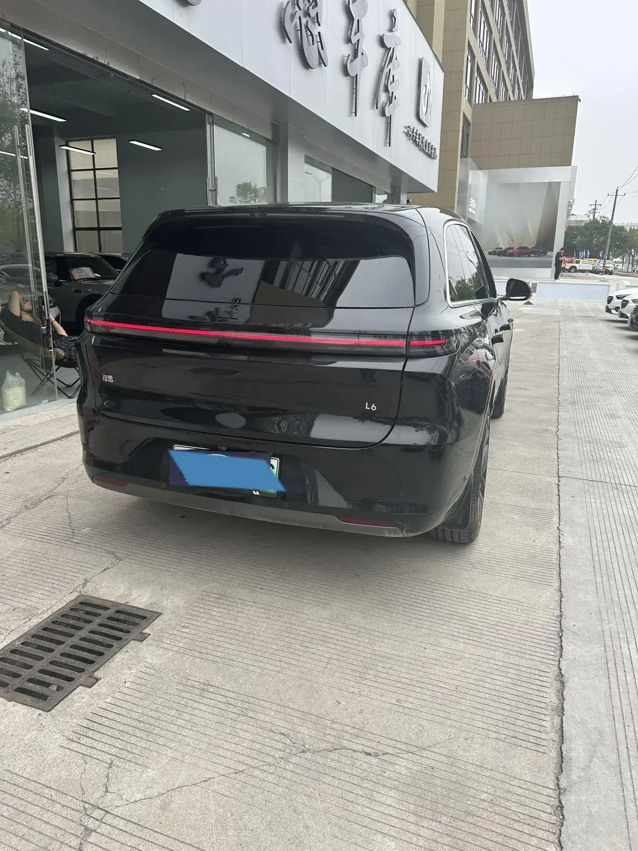 2024 LI L6 thumbnail 4