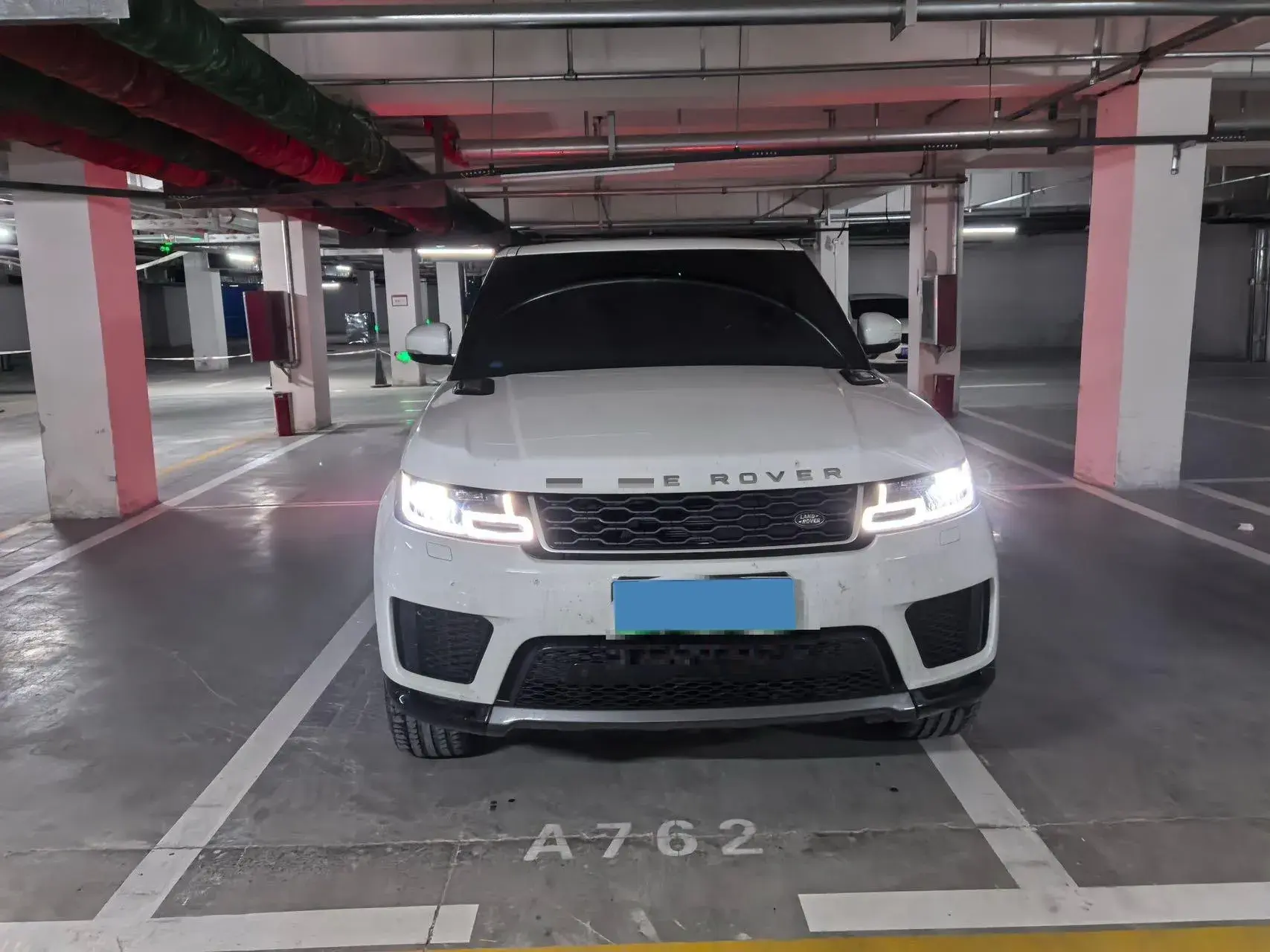 2018 LAND ROVER thumbnail 3