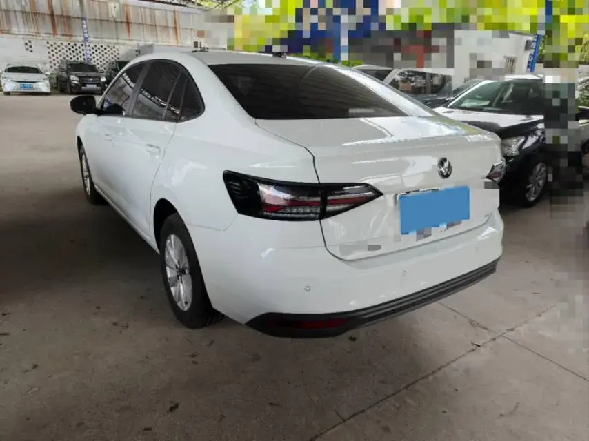 2025 VOLKSWAGEN LAVIDA thumbnail 4