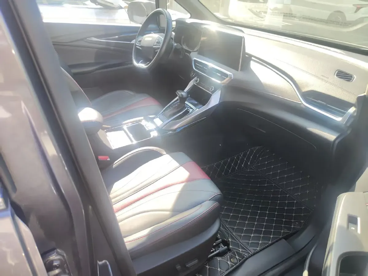 2020 MAXUS Euniq 5 BEV 61.1KWH,autocango,china used car exporter,china ev exporter,chinese used car exporter,chinese used ev exporter