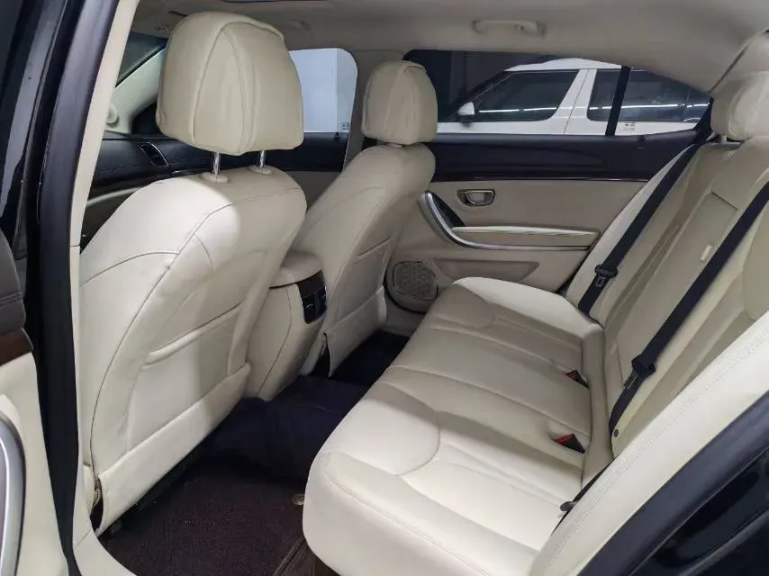 2017 Roewe 950 2.0T 220HP L4 6DCT,autocango,china used car exporter,china ev exporter,chinese used car exporter,chinese used ev exporter