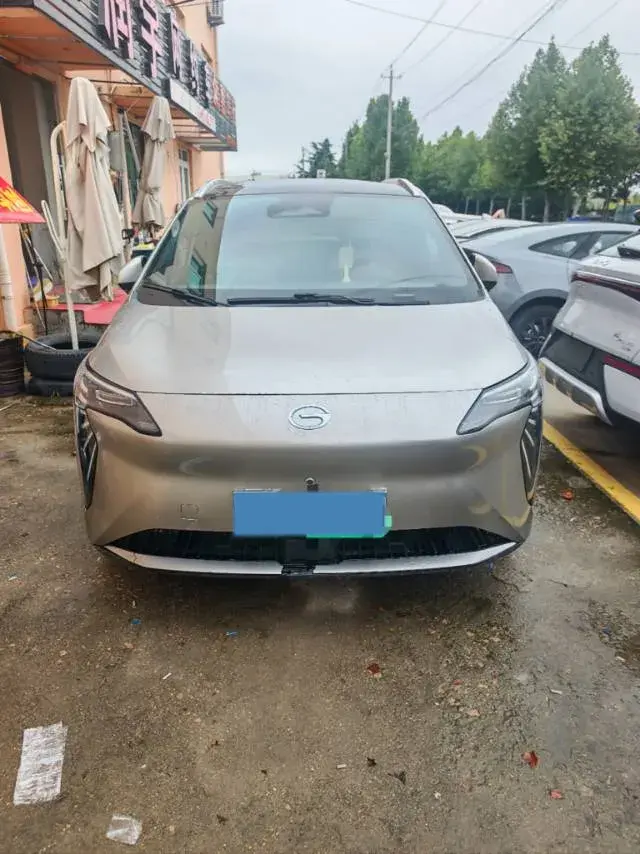 2023 AION Y thumbnail 2