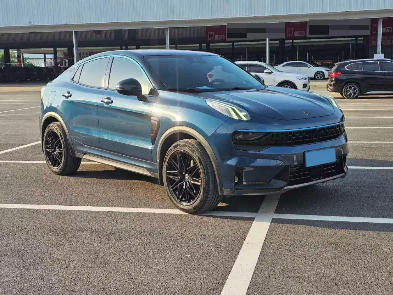 2020 LYNK&CO 05 thumbnail 2