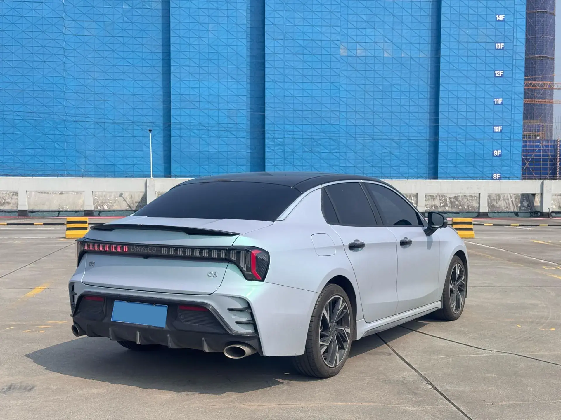 2023 LYNK&CO 03 thumbnail 4