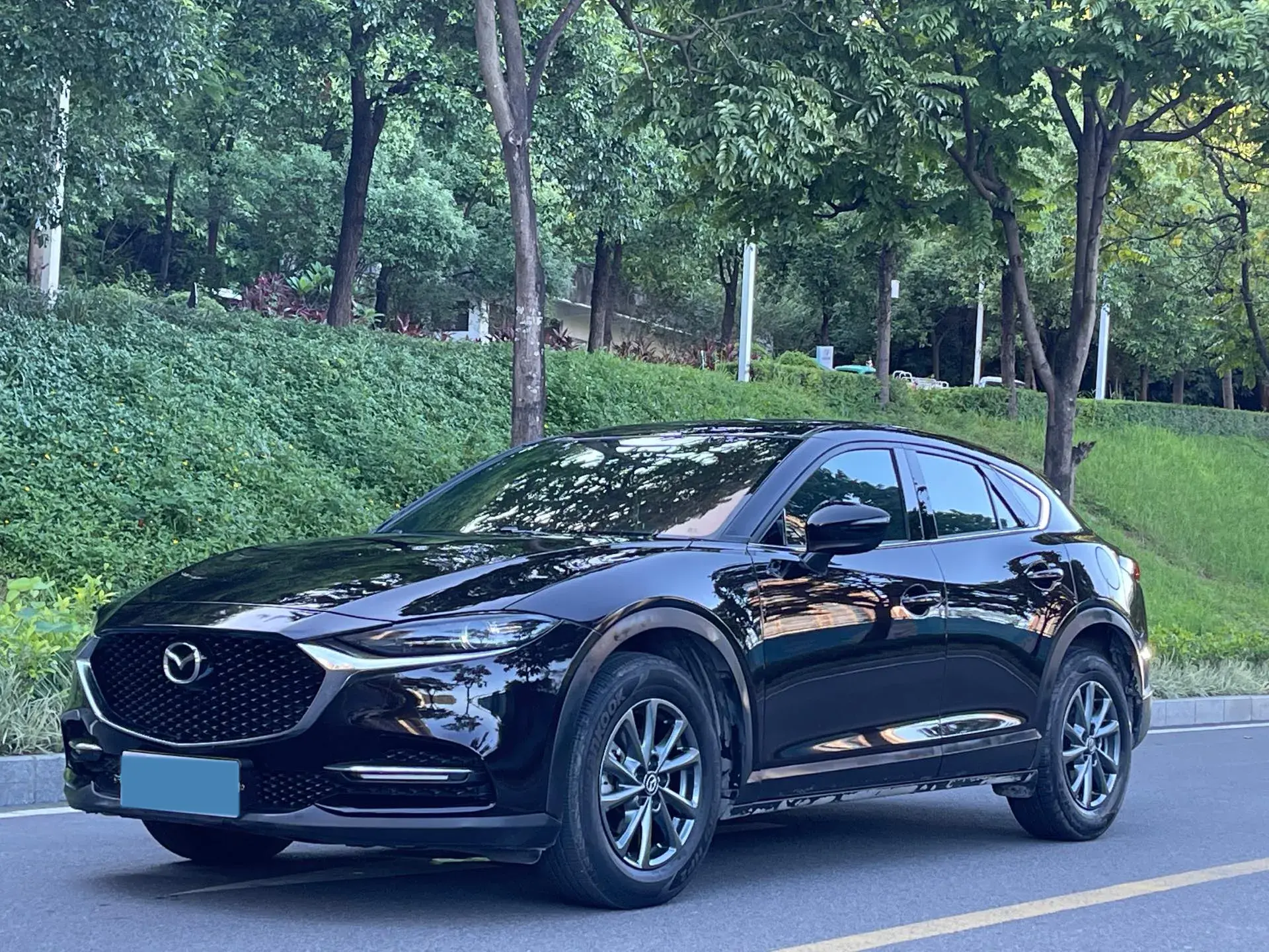 2021 MAZDA CX-4 view 1