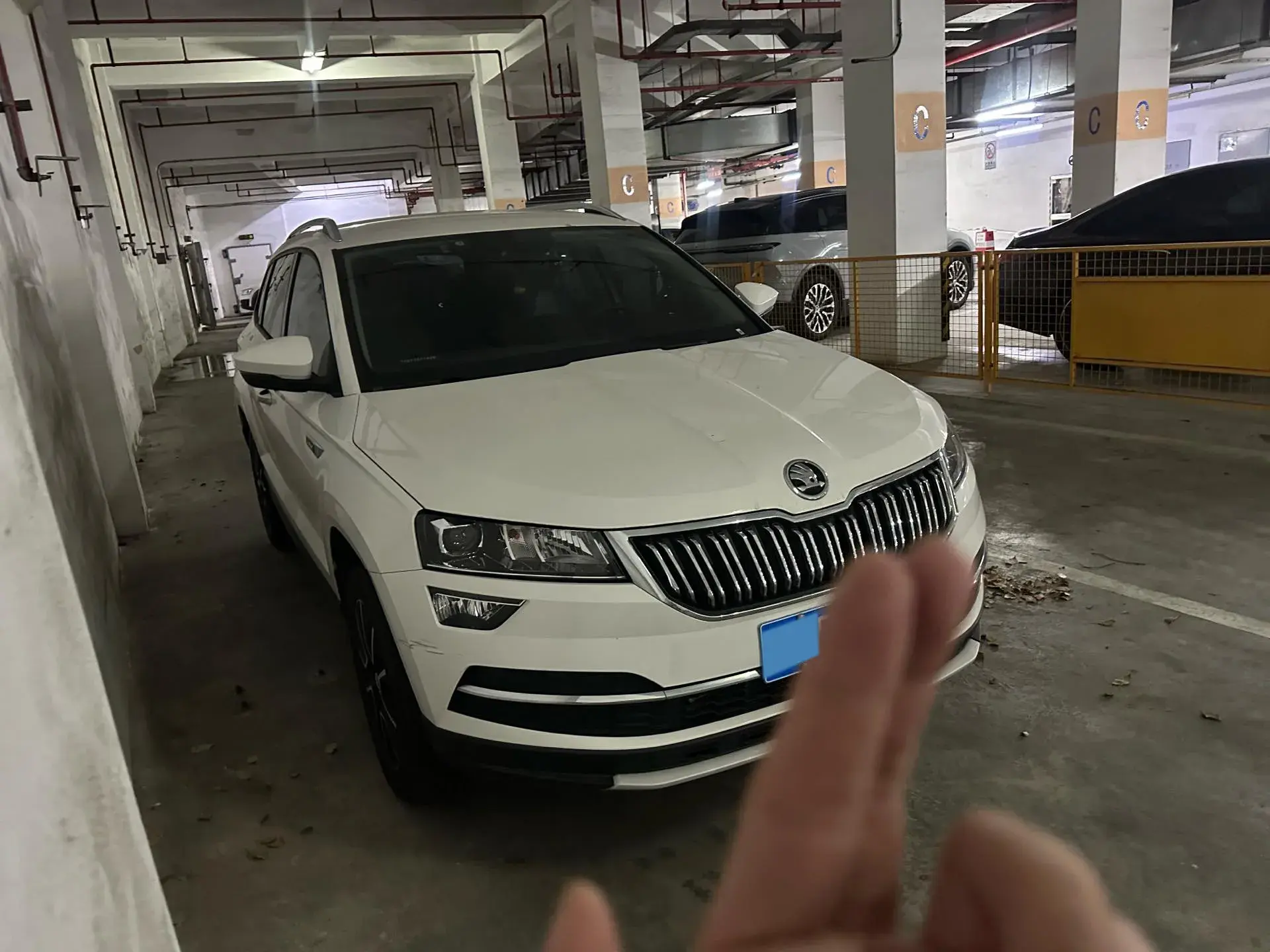 2020 SKODA KAROQ thumbnail 3