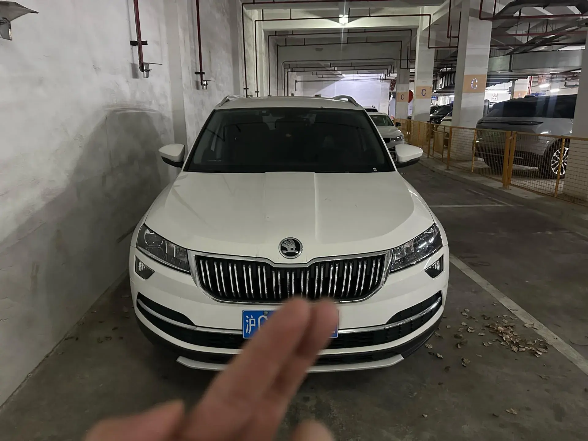 2020 SKODA KAROQ thumbnail 2
