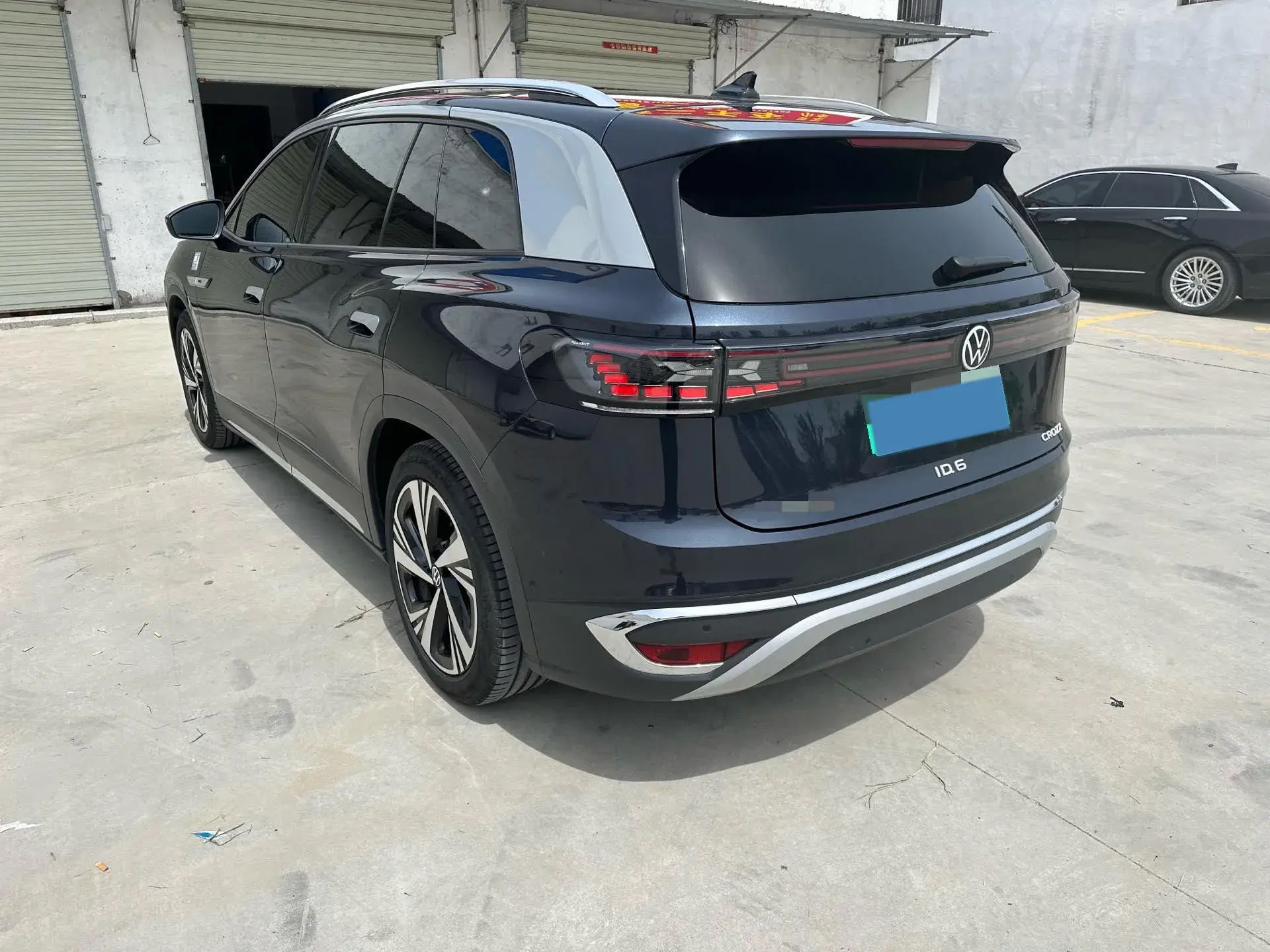 2022 VOLKSWAGEN ID.6 thumbnail 4