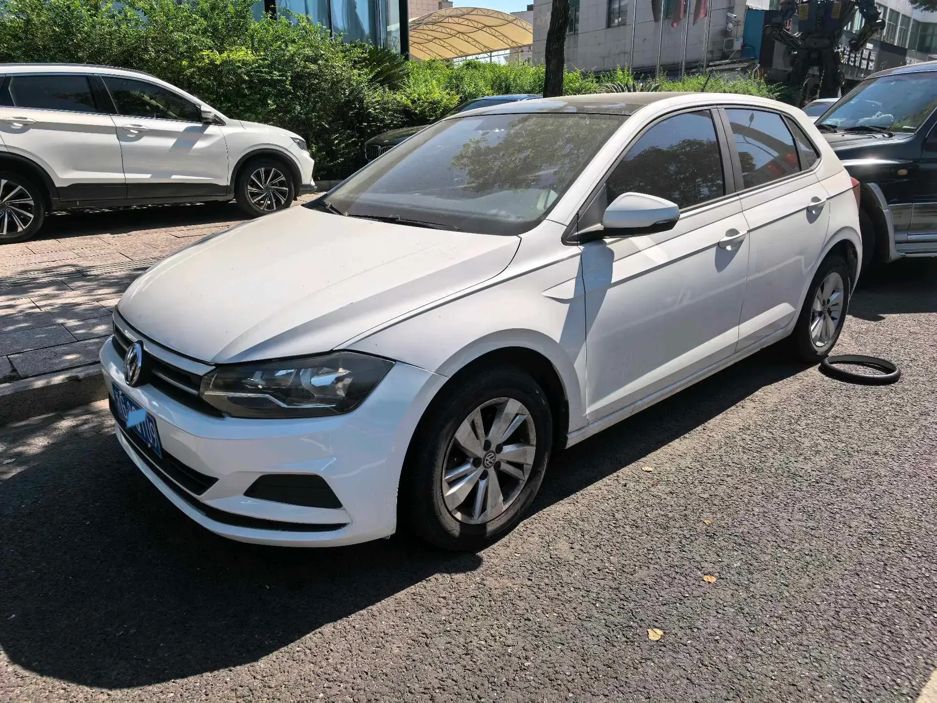 2019 VOLKSWAGEN POLO view 1