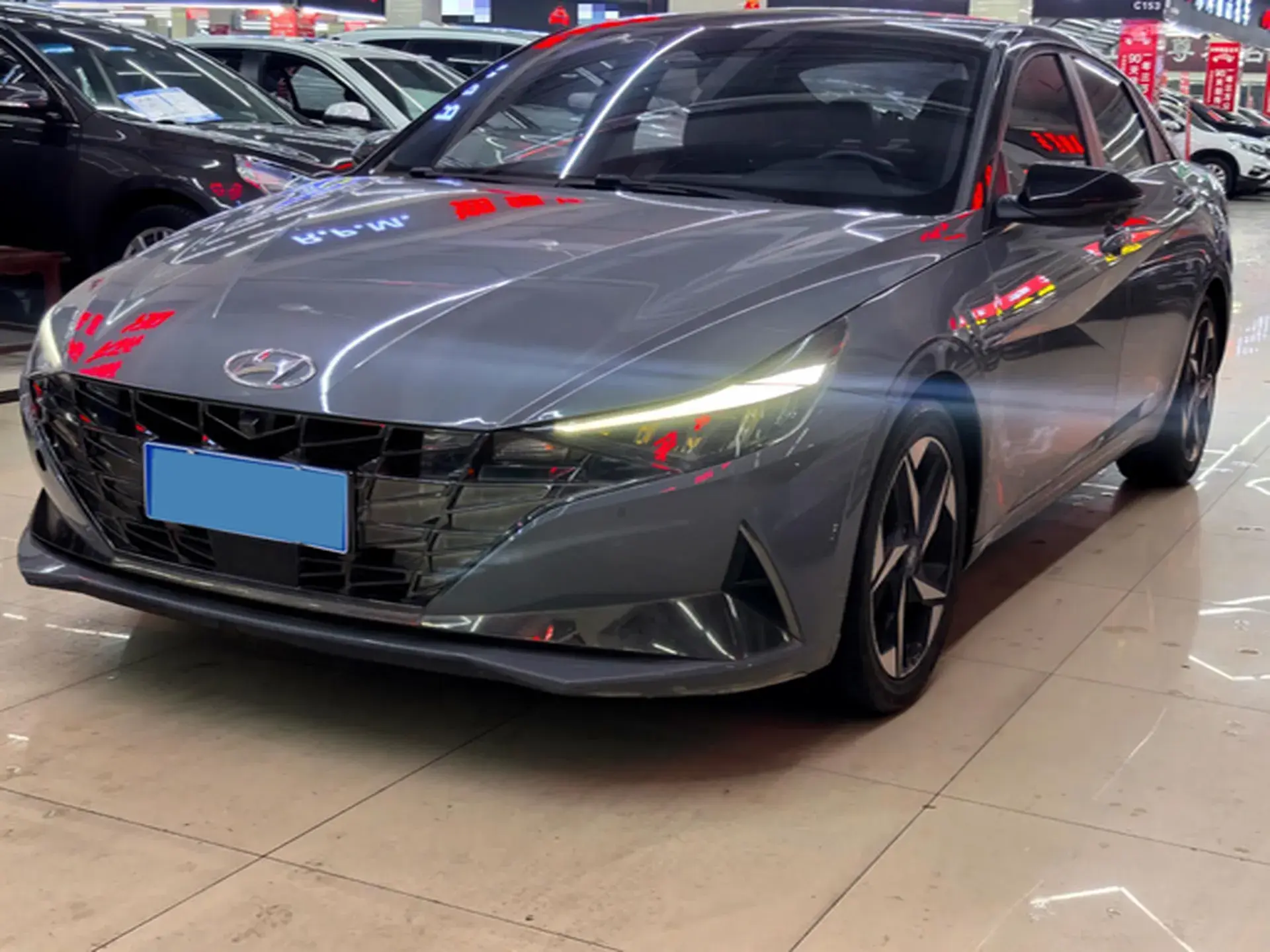 2021 HYUNDAI ELANTRA view 1