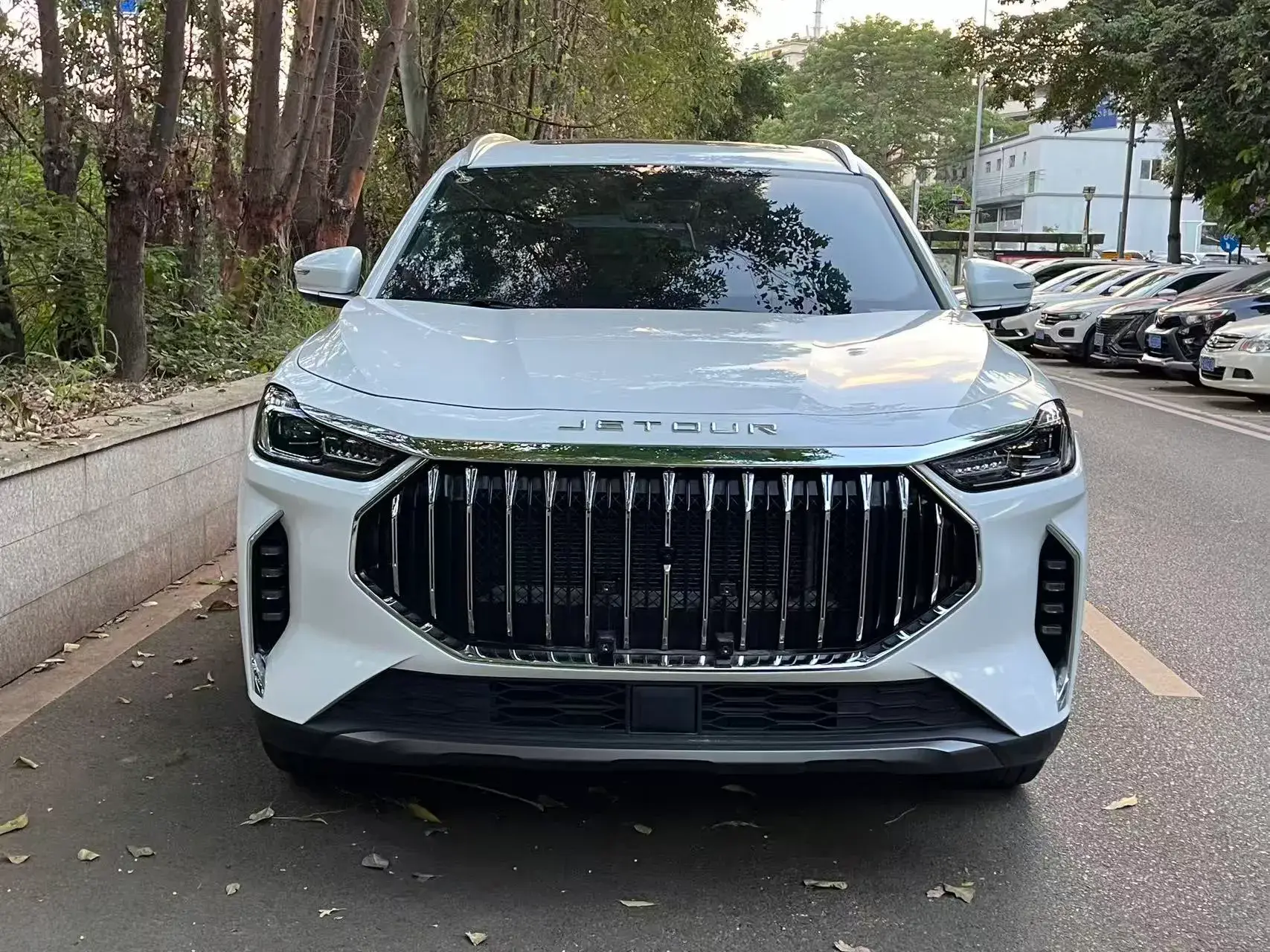 2025 JETOUR X70 thumbnail 2