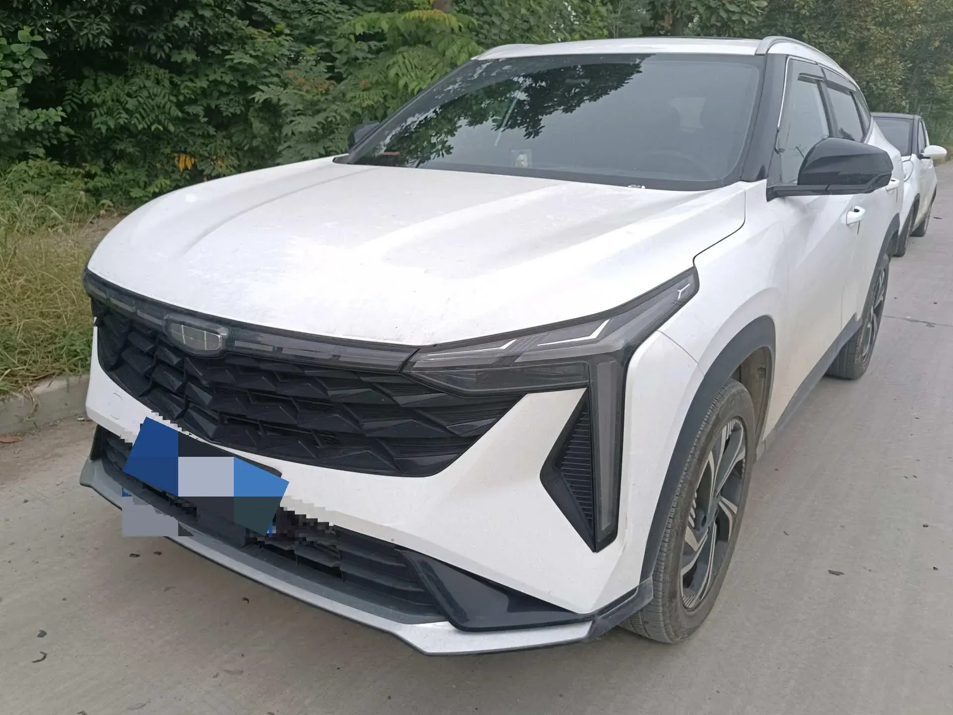2023 GEELY AZKARRA view 1
