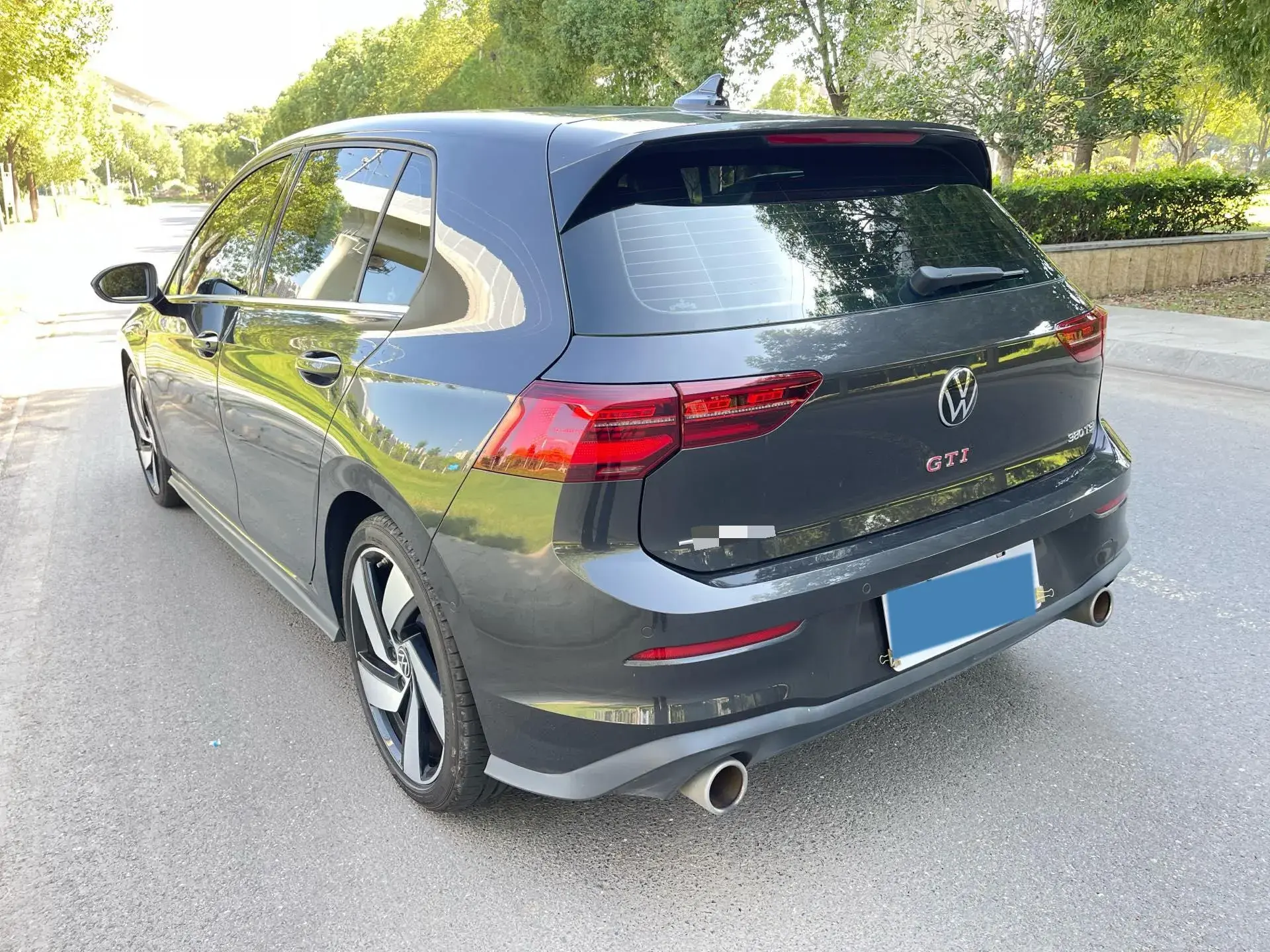 2021 VOLKSWAGEN GOLFGTI thumbnail 3