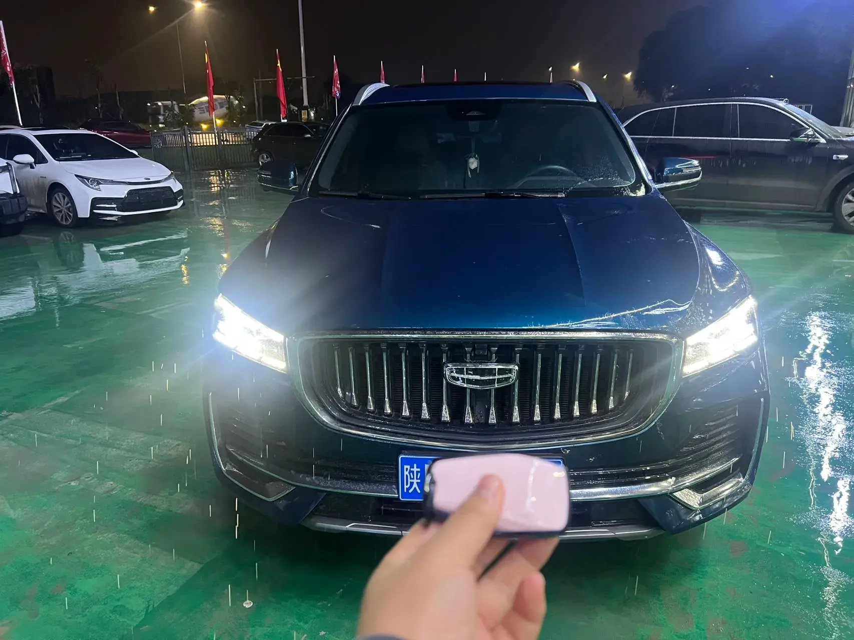 2021 GEELY MONJARO thumbnail 3