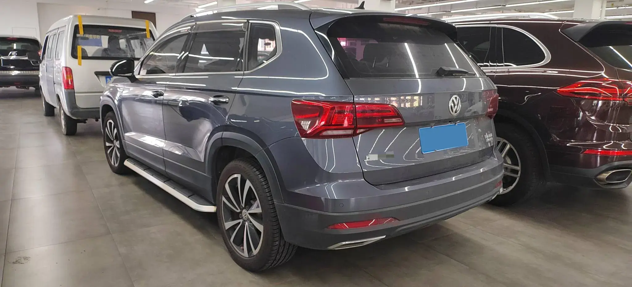 2019 VOLKSWAGEN TAYRON thumbnail 3