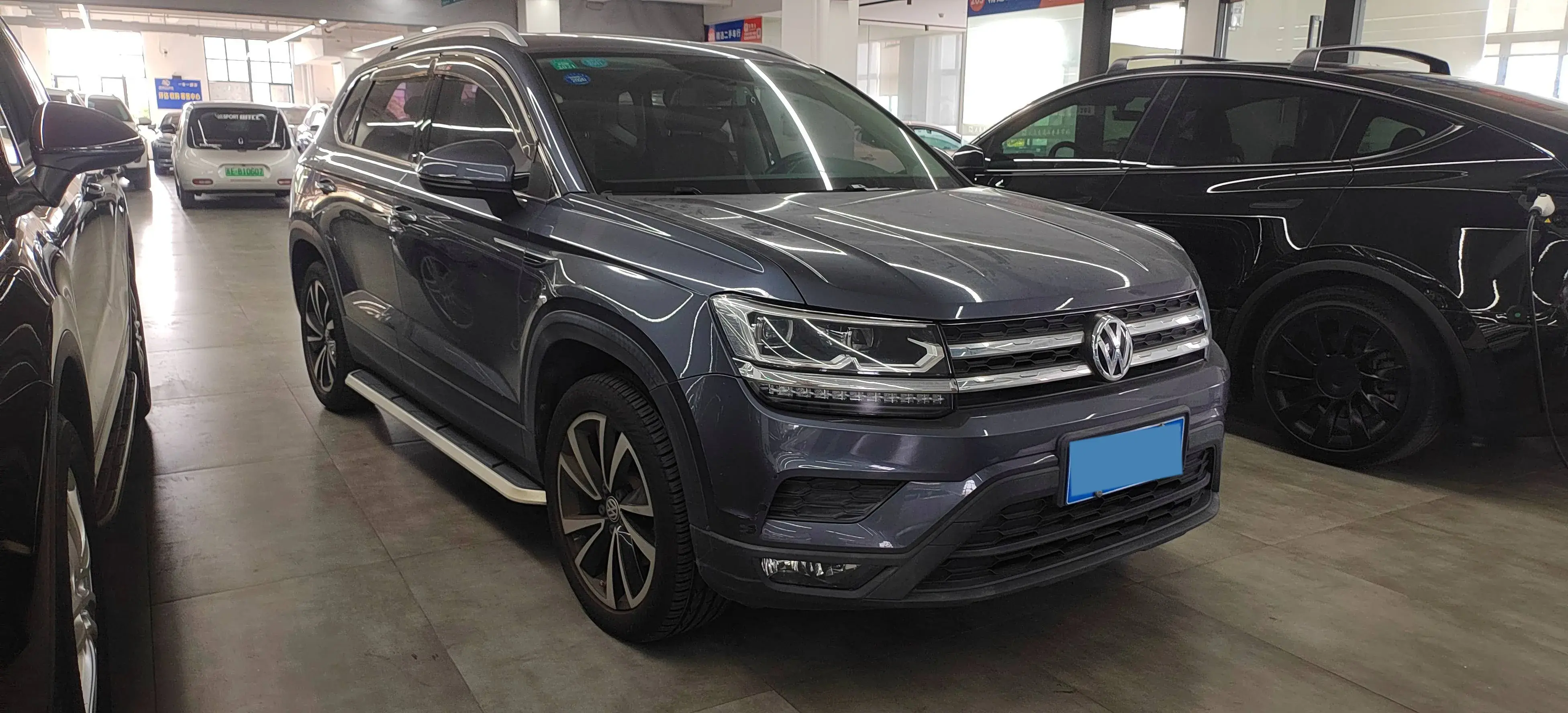 2019 VOLKSWAGEN TAYRON thumbnail 2