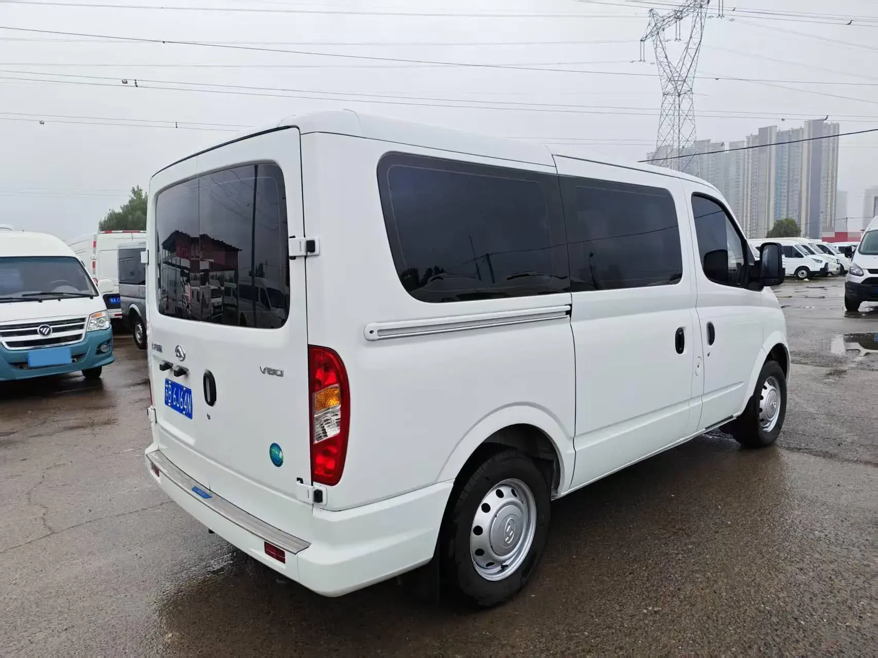 2024 MAXUS XINTU thumbnail 4