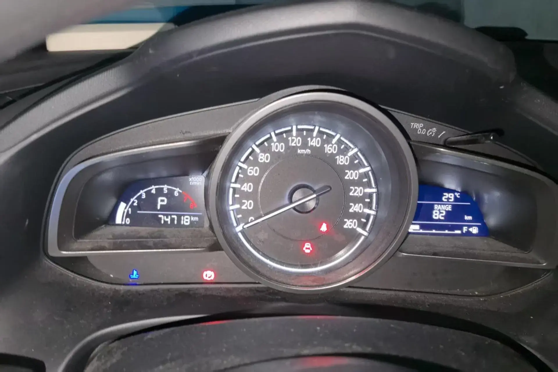 2018 MAZDA CX-4 thumbnail 4