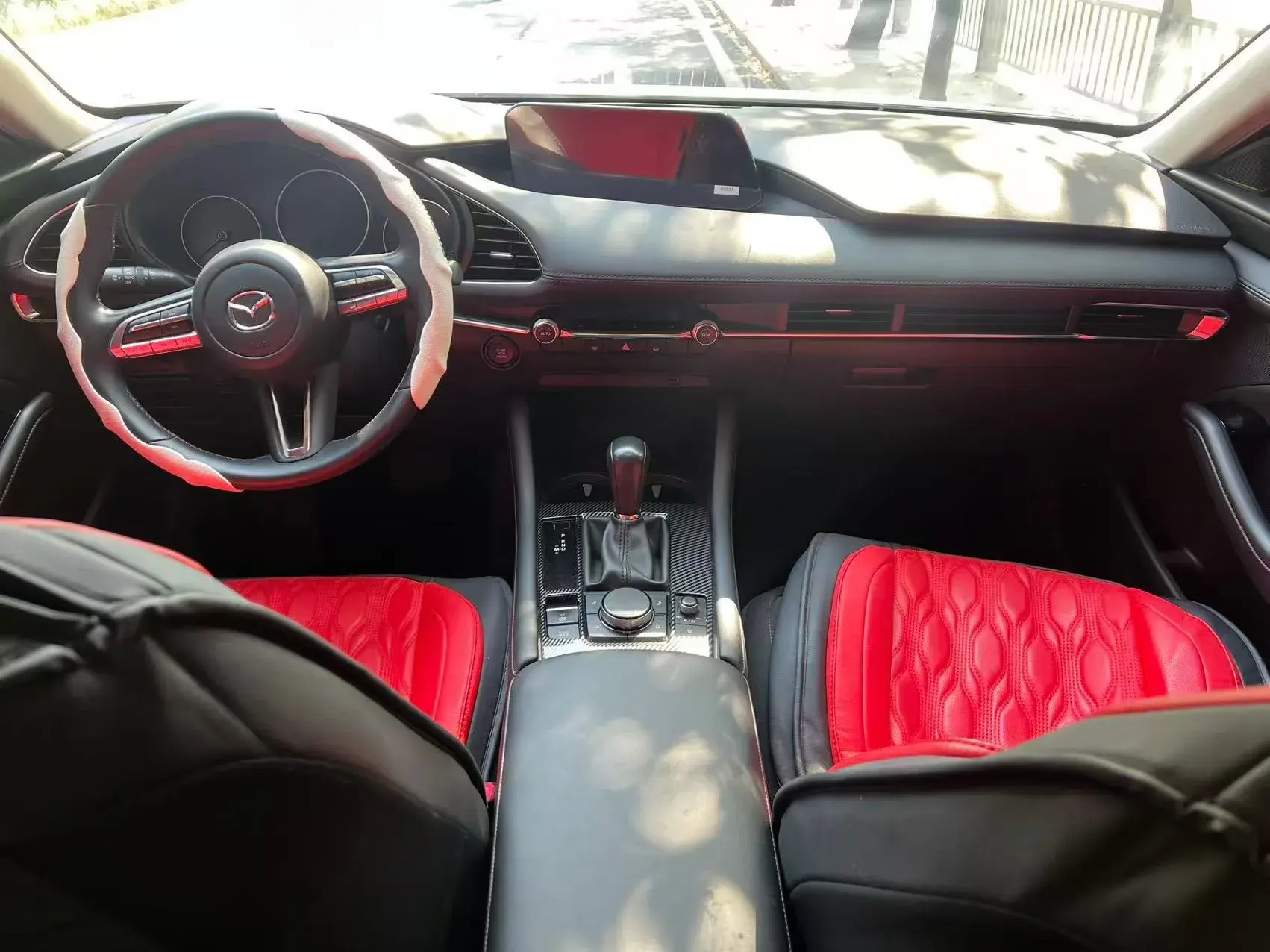 2022 MAZDA 3 thumbnail 4