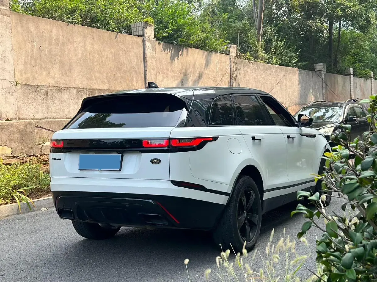 2017 Land Rover Range Rover Velar 2.0T 250HP L4 8AT,autocango,china used car exporter,china ev exporter,chinese used car exporter,chinese used ev exporter