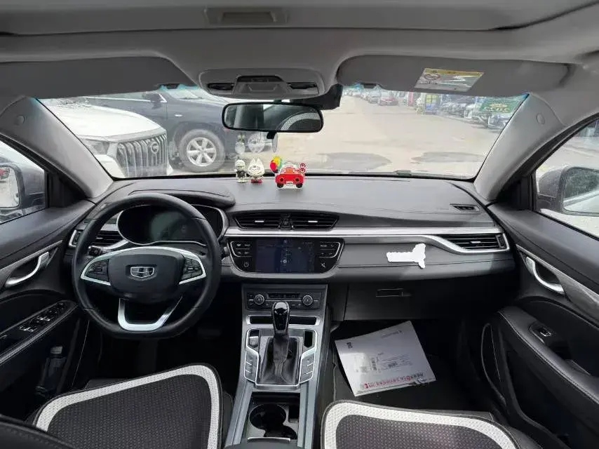 2019 GEELY EMGRAND thumbnail 3