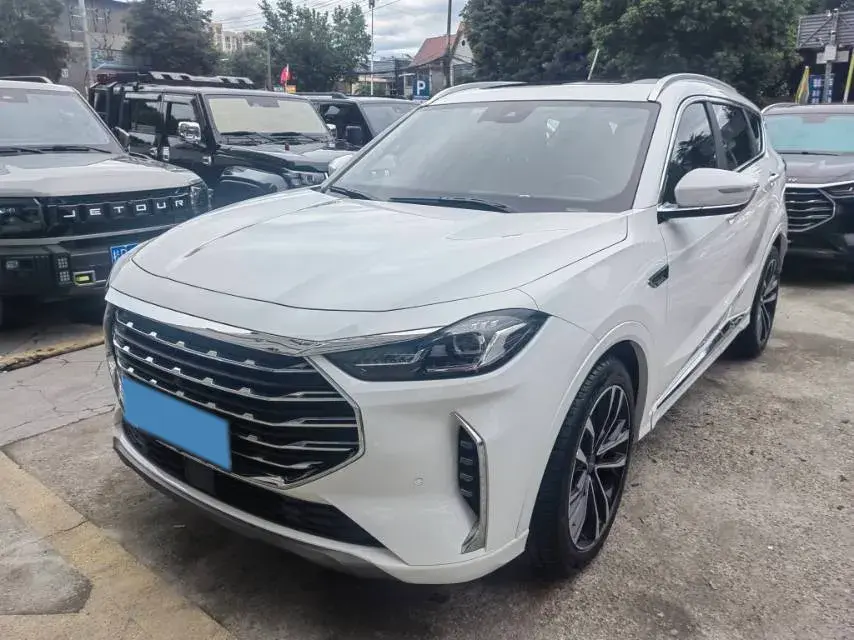 2021 JETOUR X70 view 1