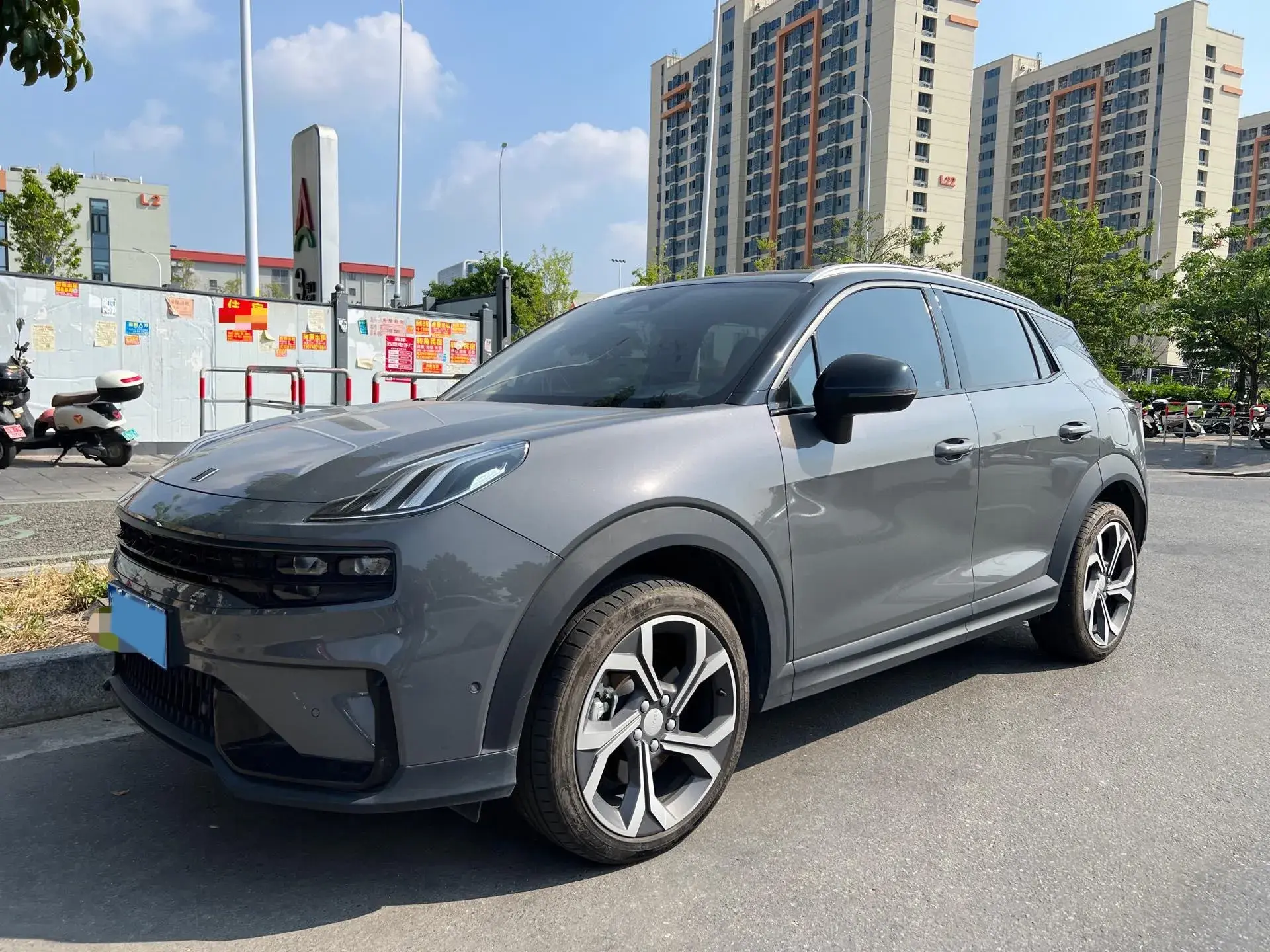 2023 LYNK&CO 06 view 1