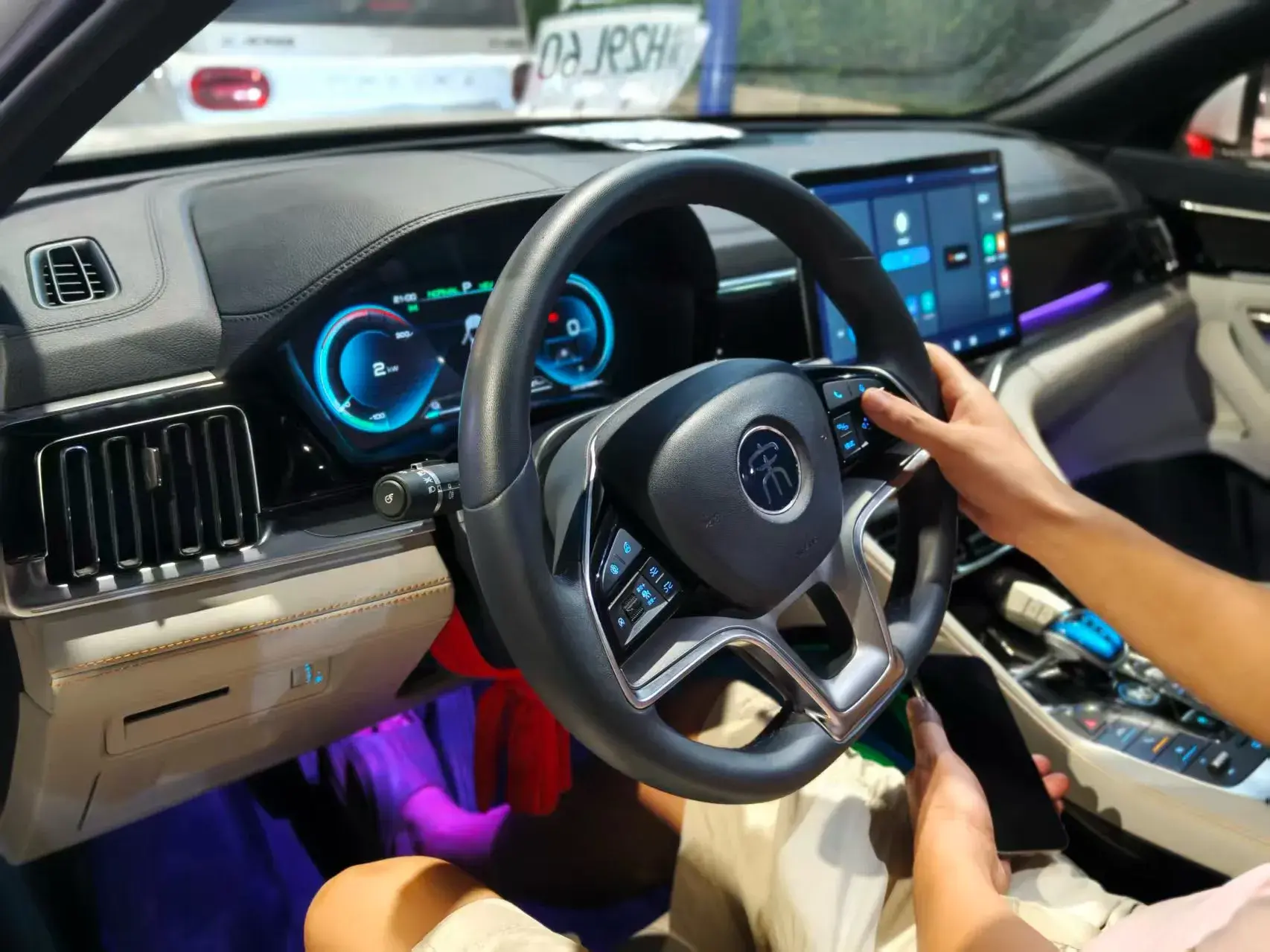 2021 BYD SONG thumbnail 4